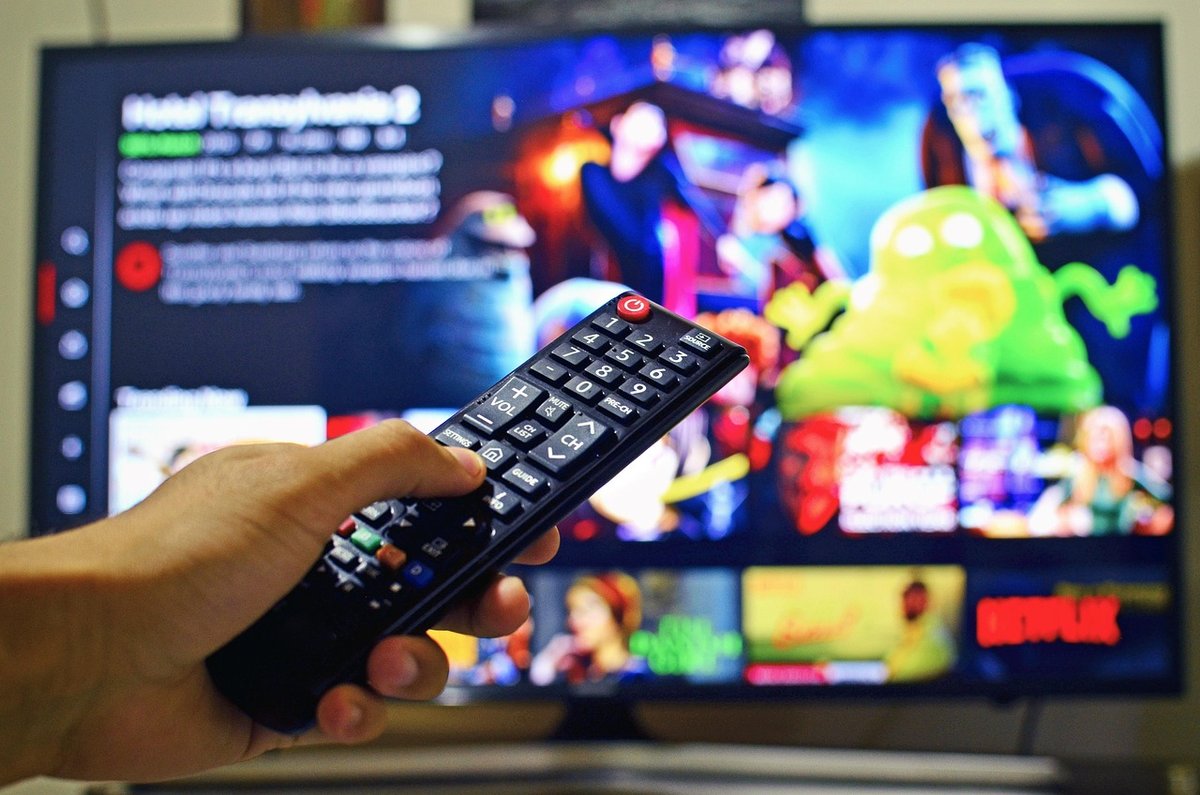 How Much Internet Speed Do You Need for IPTV? (2026 Data Guide)